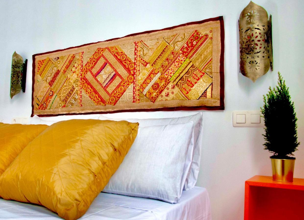 Apartamentos Puerta Real Sevilla Eksteriør billede